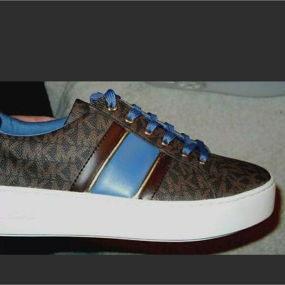 Michael Kors Signature MK Poppy Blue Stripe Lace Up Sneakers - Picture 1 of 3
